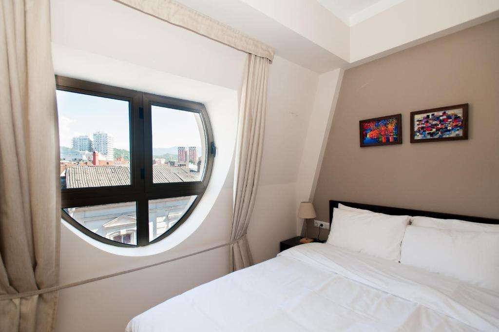 Standard Twin / Dbl/ Triple, Piazza Hotel (ex. Piazza Four Colours) 3*