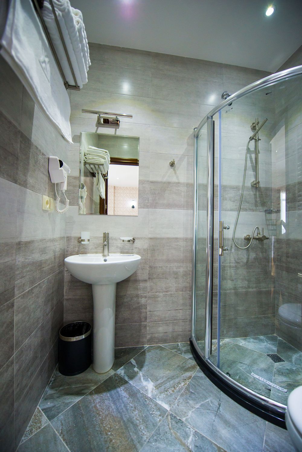 Suite, Tbilisi Inn 4*