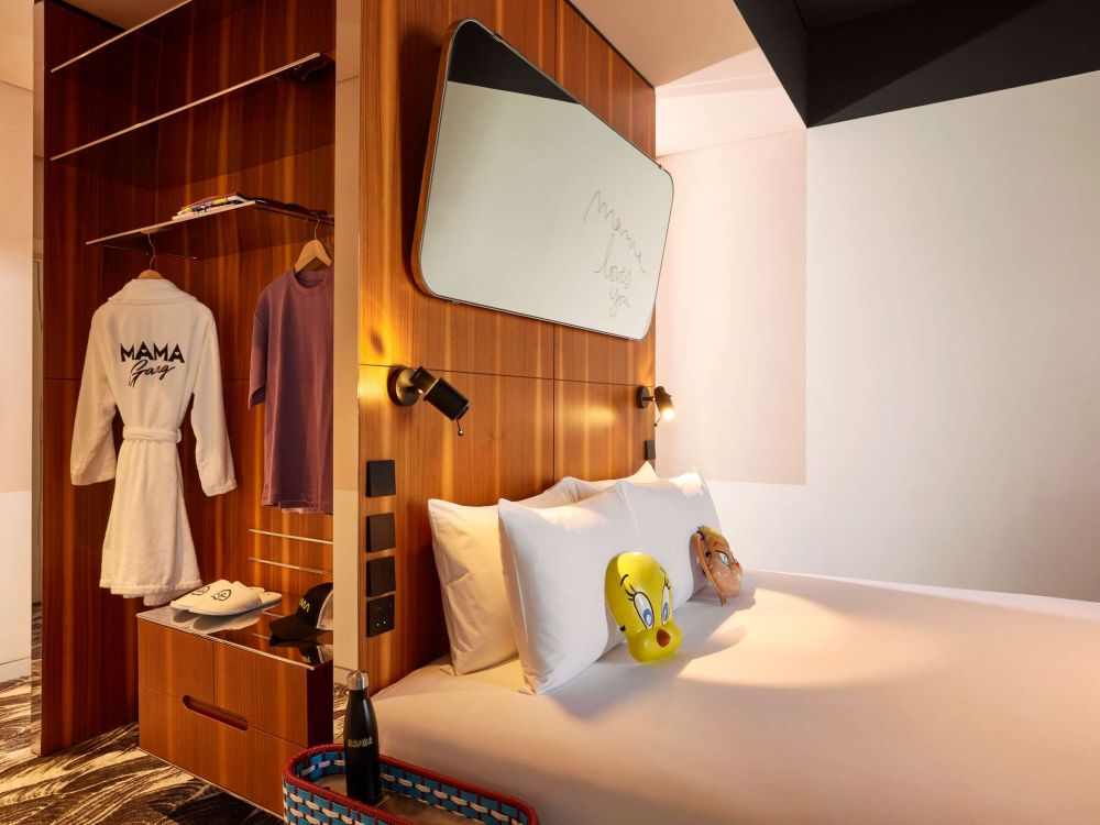 XL MaMa, MaMa Shelter Dubai 5*