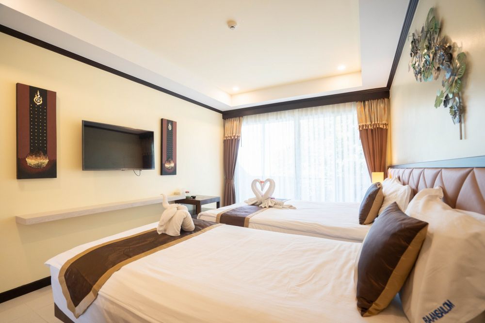 Deluxe Double or Twin Room with Balcony, Baan Sailom Hotel 3*