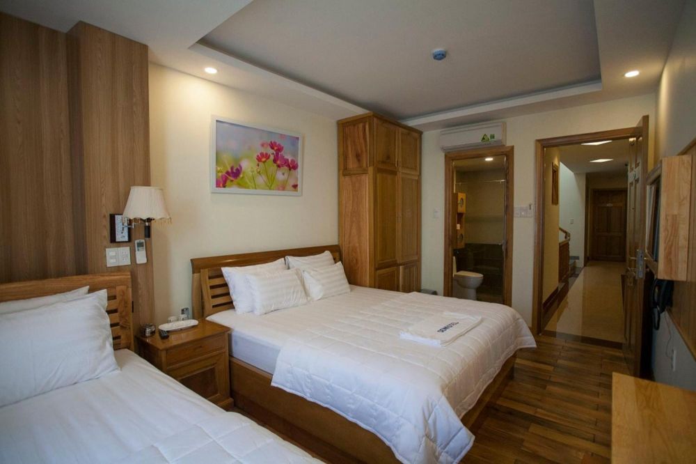 Deluxe DBL/TRPL, Senkotel Nha Trang 2*