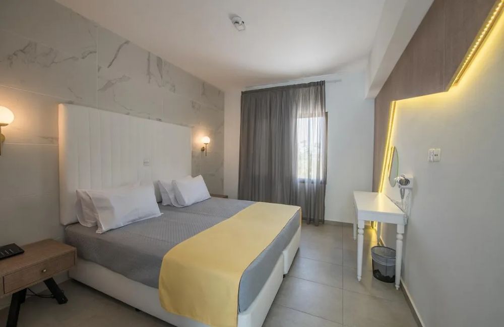 One-Bedroom Apartment, Narcissos Hotel Apartments 4*
