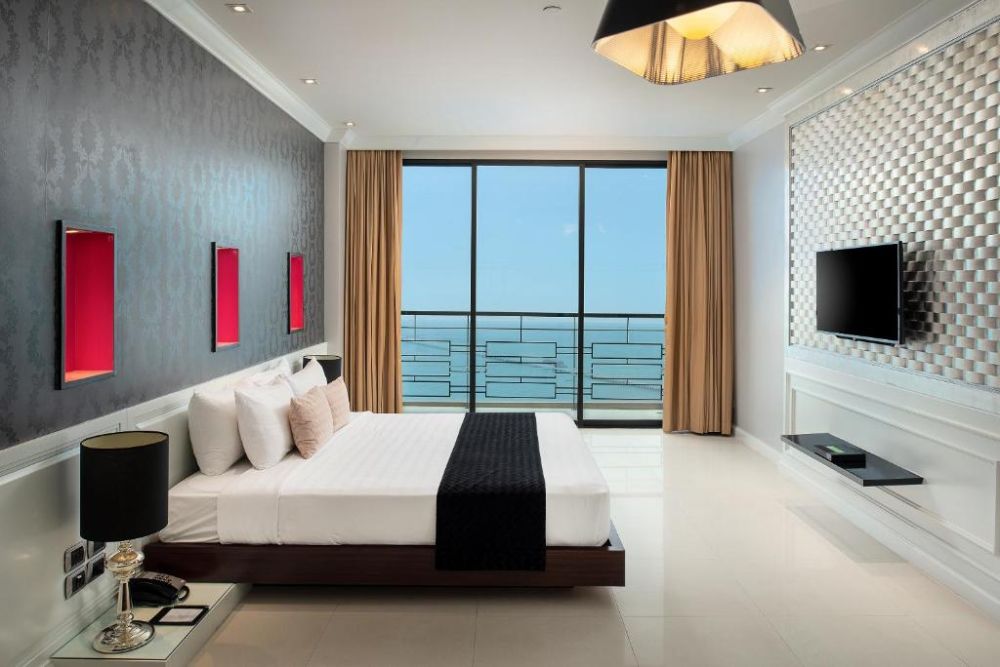 1-Bedroom Suite Sea View, The Zign Hotel & Premium Villas 5*