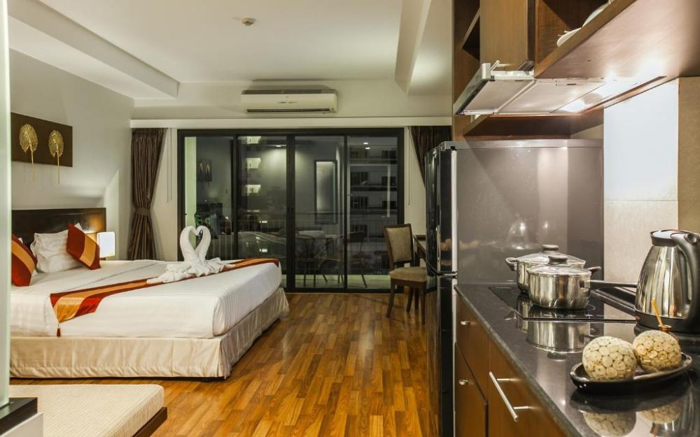 Grand Deluxe (East Wing), Fifth Jomtien 4*