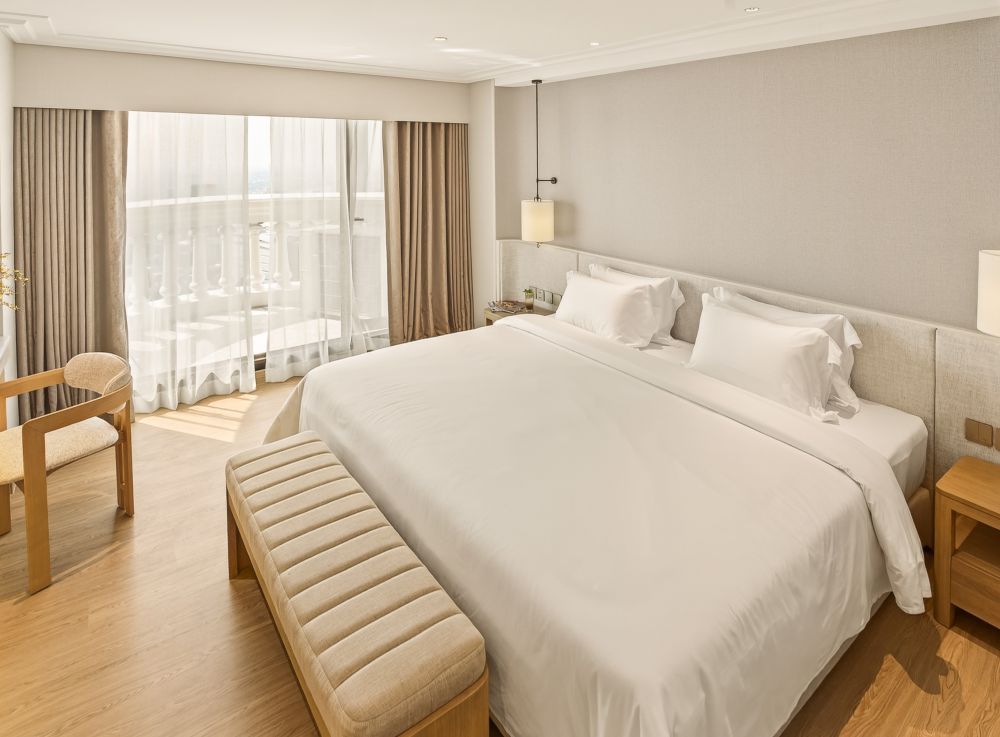 Tower Club City View/ River View Suite, Tower Club At Lebua 5*