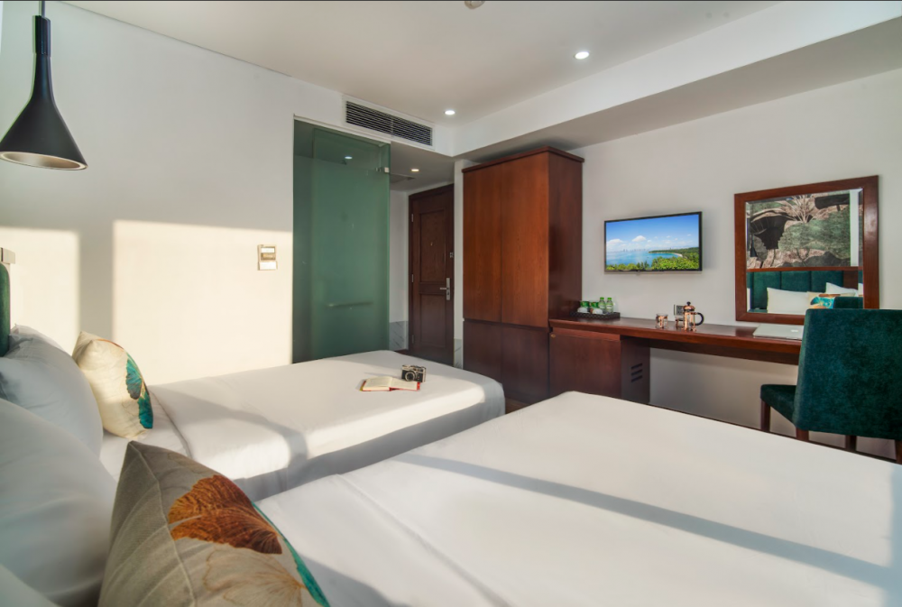 Deluxe, Crystal Hotel Danang 3*