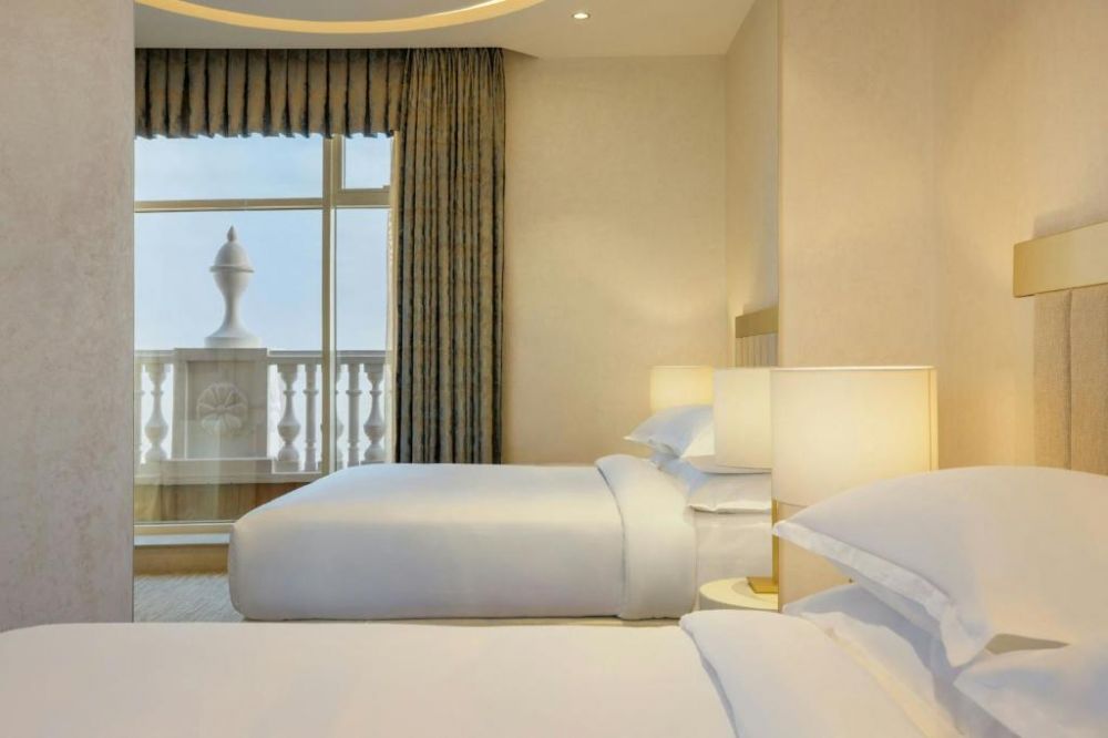 Club Twin, Sheraton Batumi 5*