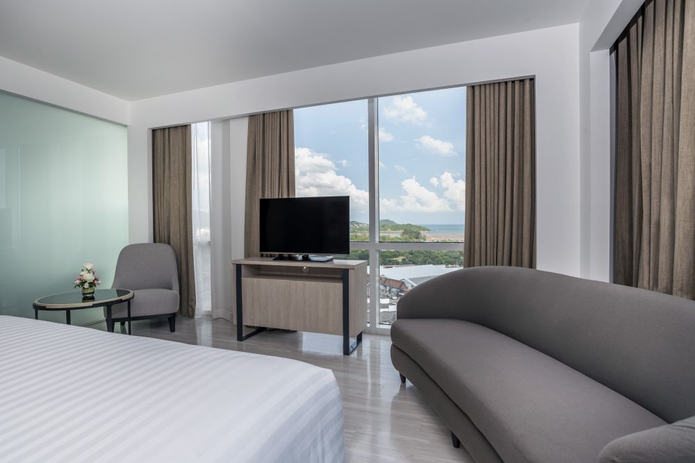 Executive Suite, Novotel Phuket City Phokeethra 4*