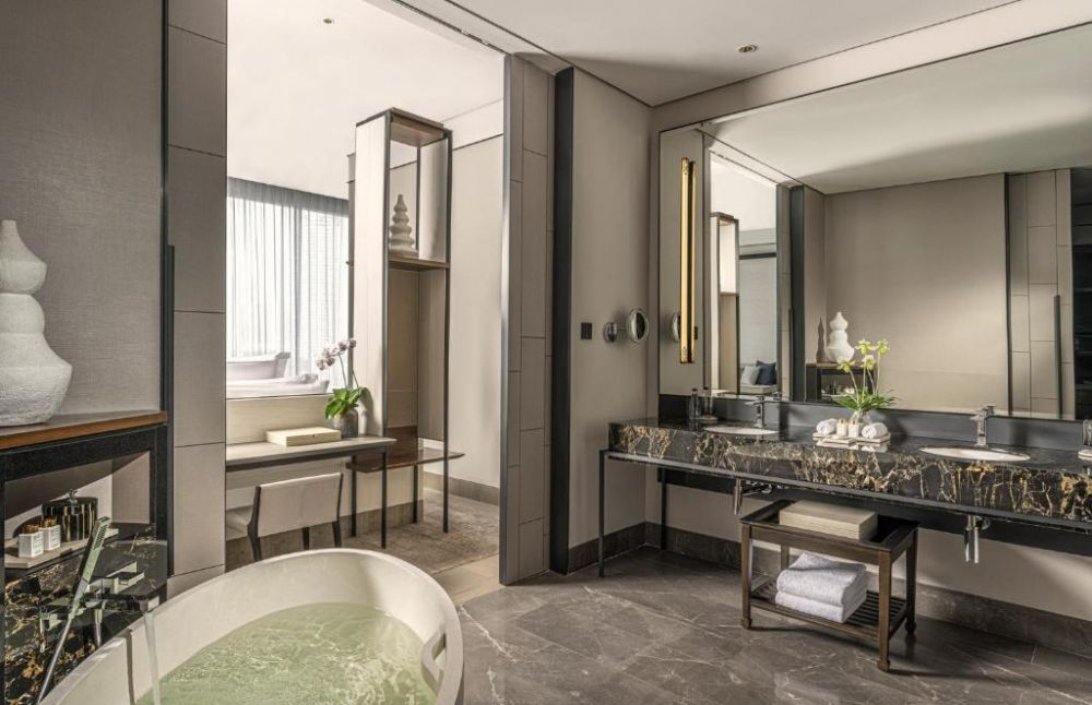 River View Room, Four Seasons Hotel Bangkok At Chao Phraya River 5*
