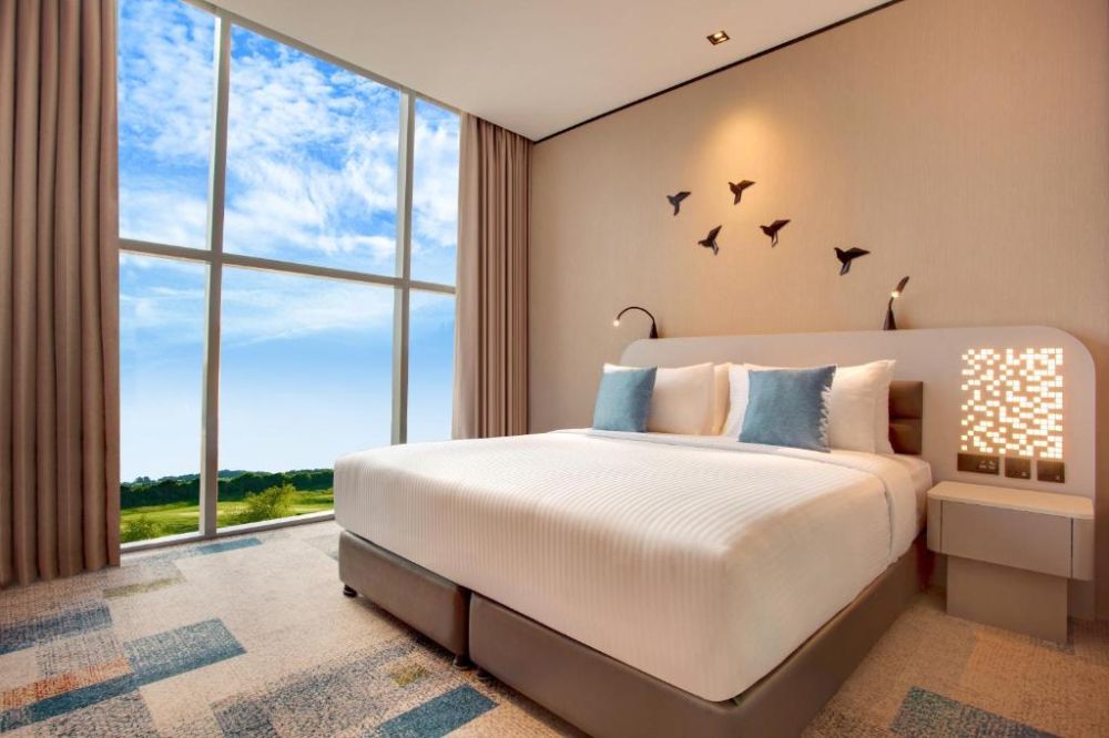 Junior Suite, The District Hotel (ex. Lemon Tree Hotel Dubai) 4*