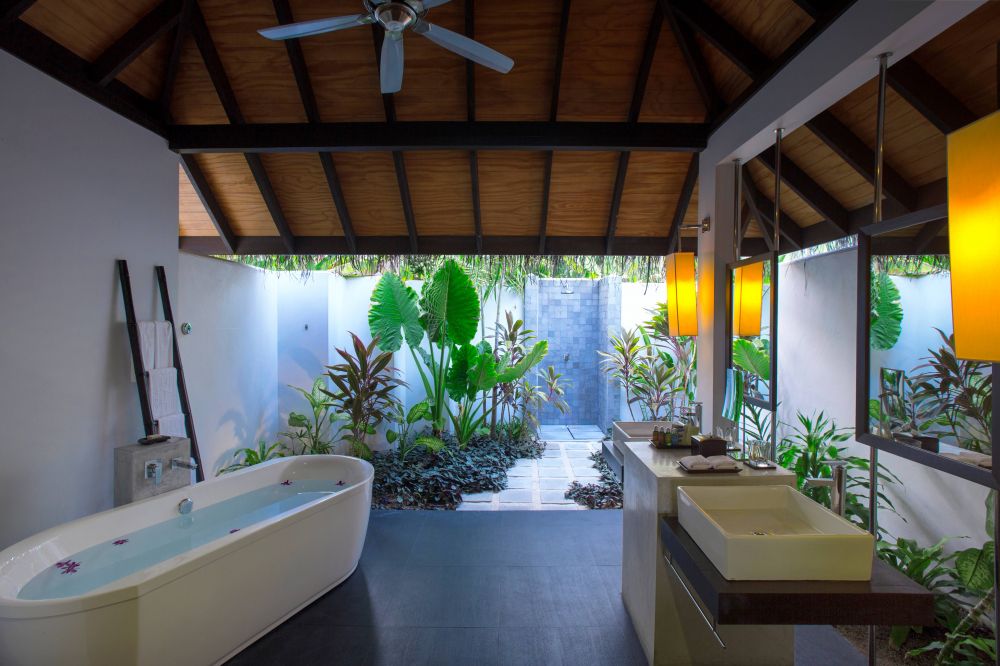 Beach Villa, Niva Velassaru Maldives (ex. Velassaru Maldives) 5*