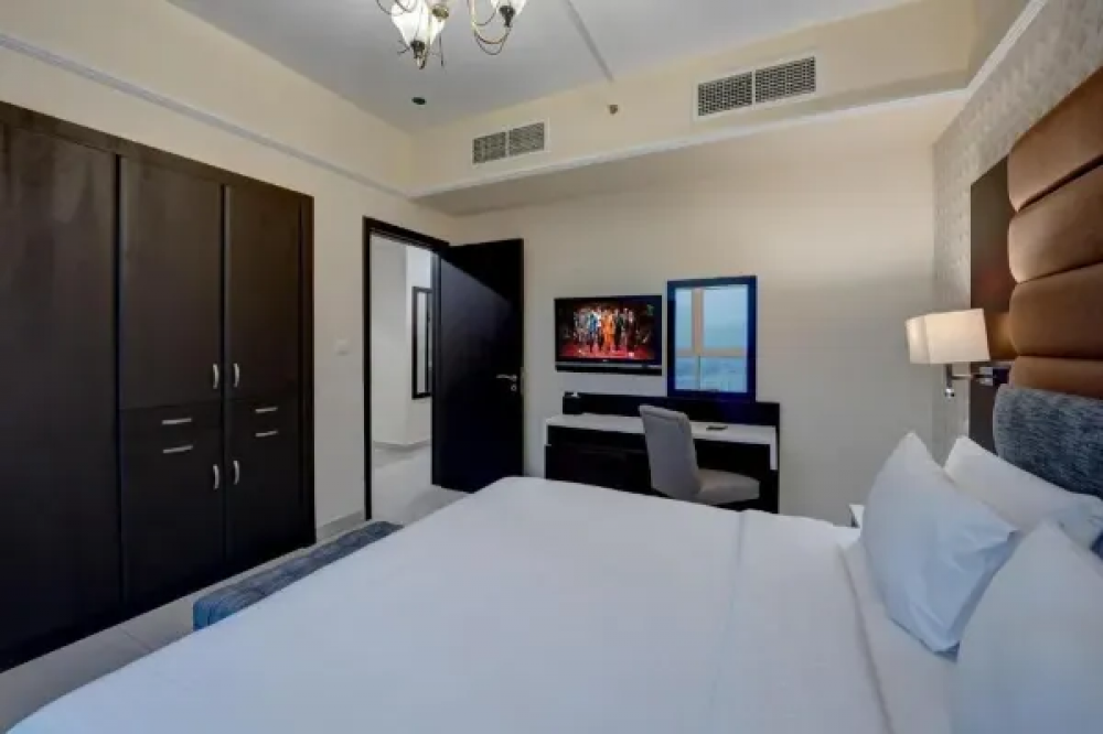 One Bedroom Suite, Sunday Mega Hotel Sheikh Zayed Road (ex. Emirates Grand Hotel) 4*