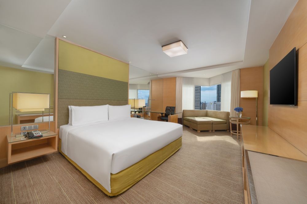 Premium Room, Holiday Inn Silom, Bangkok 4*