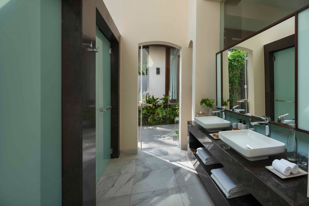 2 Bedroom Deluxe Beach Villa with Pool, Conrad Maldives Rangali Island 5*