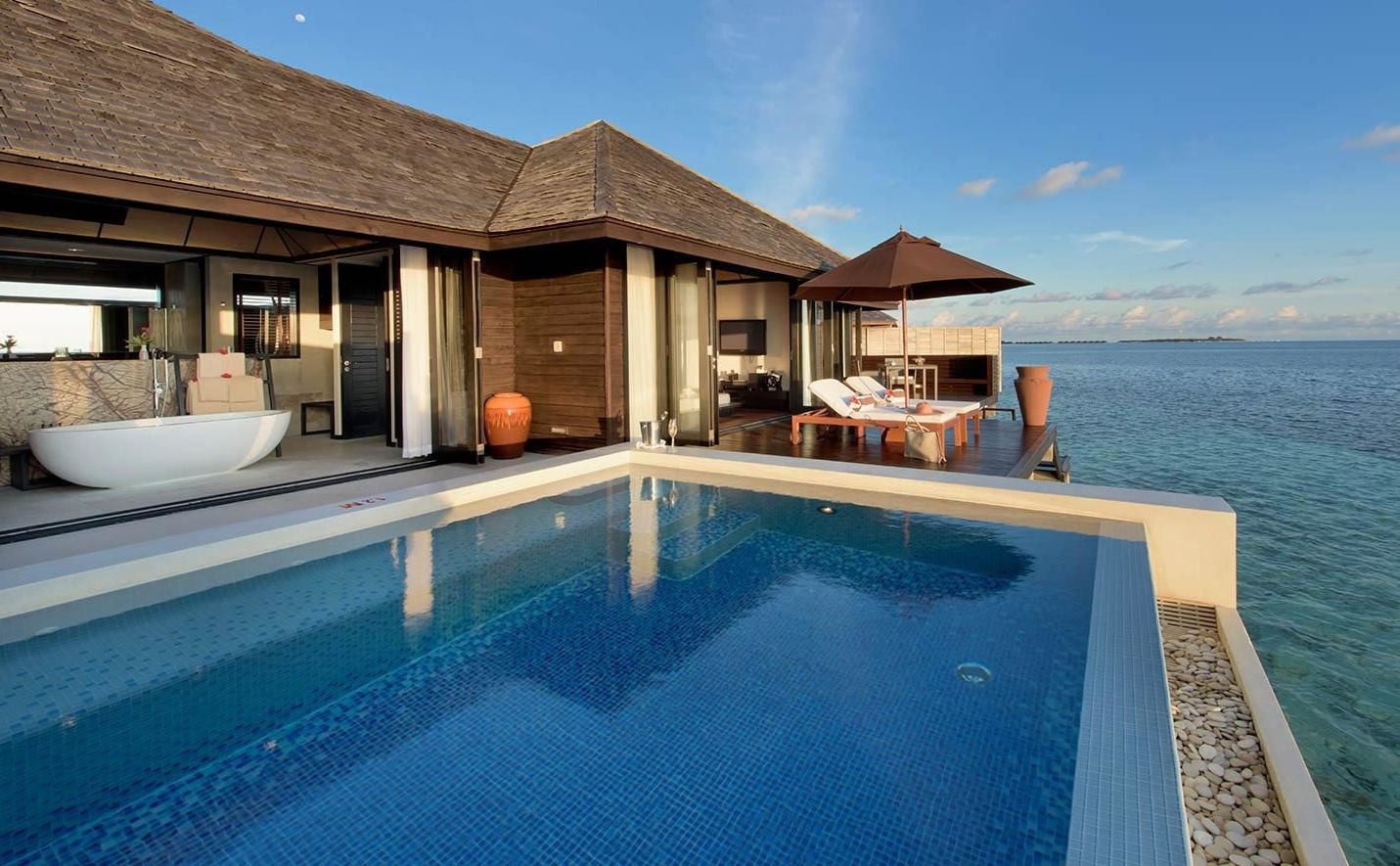 Sunset Water Suite, Lily Beach Resort Maldives 5*