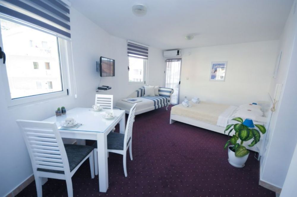 Studio 03 Large, Budva Inn Guest House 3*