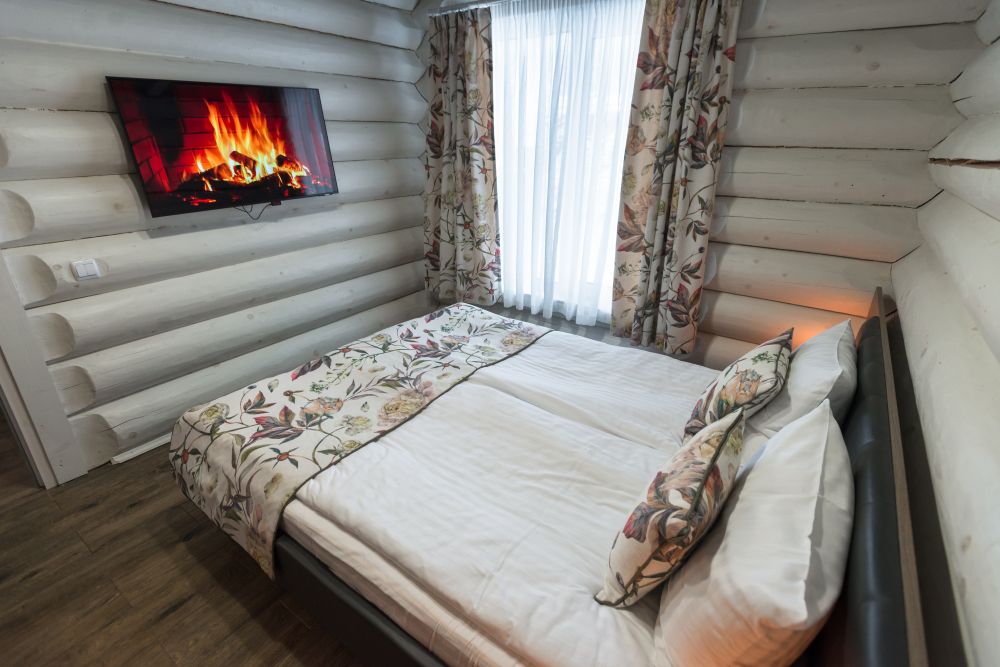 2-room Cottage with Terrace (Hutir 2 Cottage), Озеро Vita 