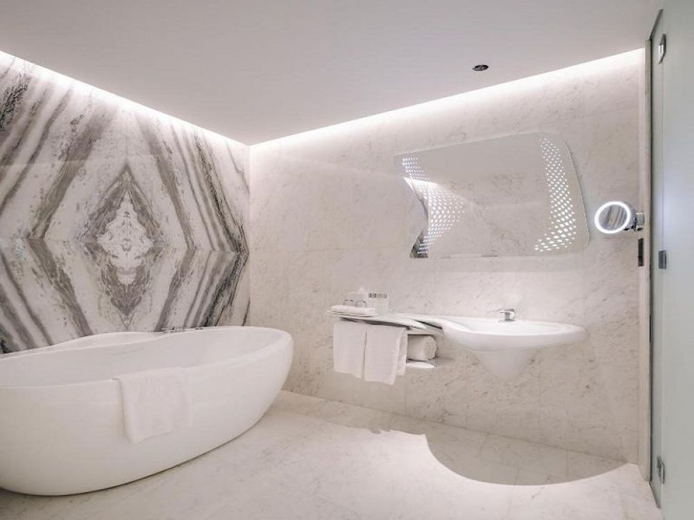 Aura Room, ME by Meliá Dubai 5*