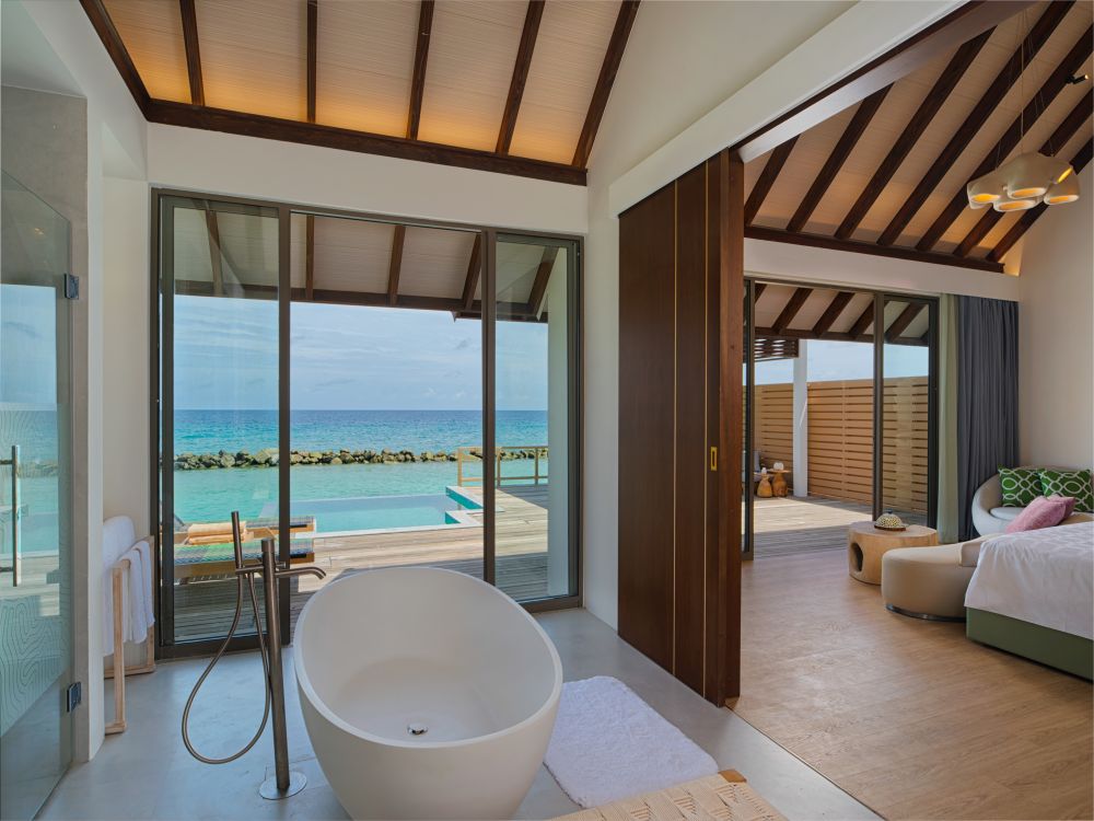 Semi-Ocean Pool Villa, Meyyafushi Maldives 5*