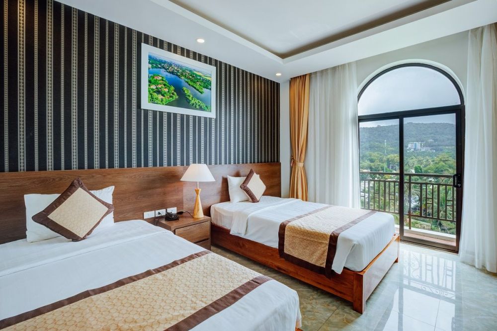 Superior Room with Balcony, Luxor Boutique Hotel Phu Quoc (ex.Nesta Hotel Phu Quoc) 3*