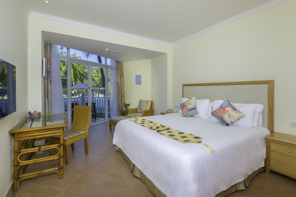 Pool View Room Twin/Queen, Golden Palm Resort 4*