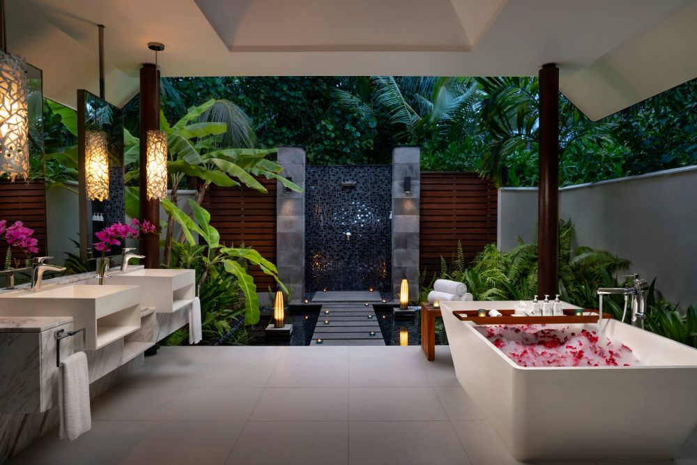 Beach Pool Villa, Niyama Private Island Maldives 5*