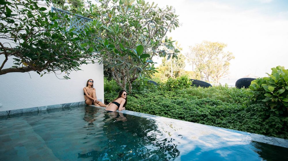 Beachfront Penthouse, Baba Beach Club Hua Hin 5*