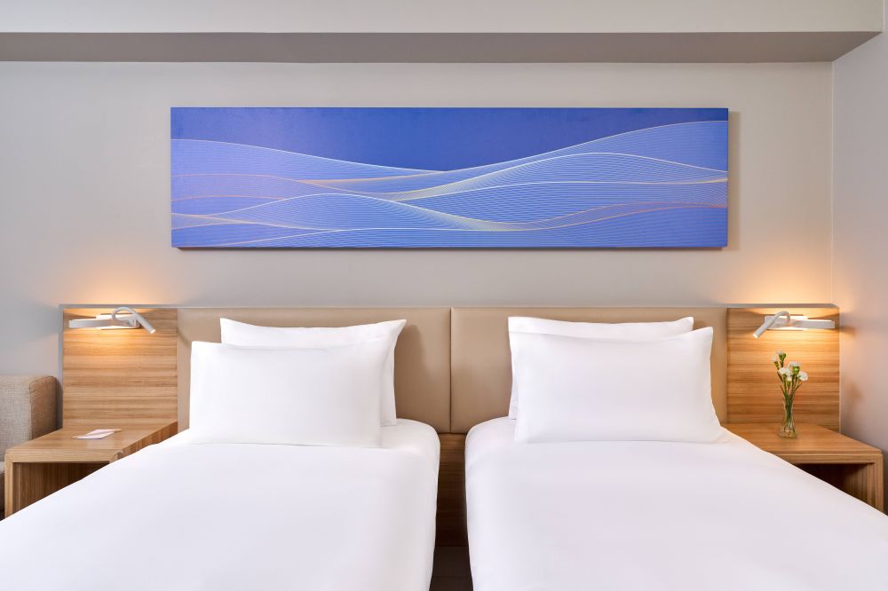 Superior Room with Mountain View, Mercure Phuket Patong Journeyhub (ex. Journeyhub Phuket Patong) 4*