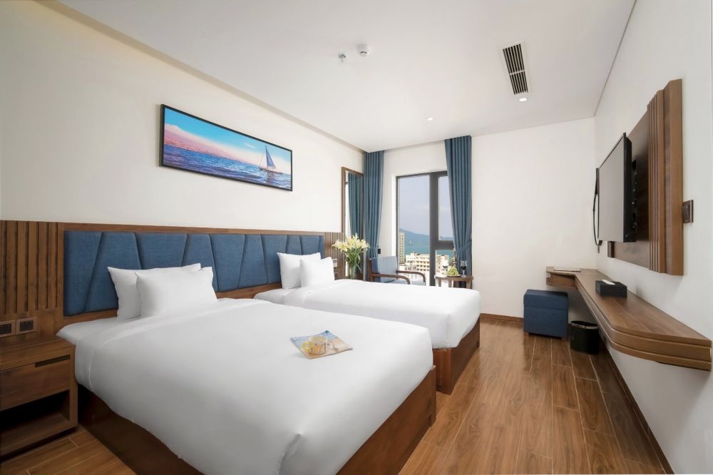 Deluxe Sea Side View, Ruby Star Da Nang Hotel 3*