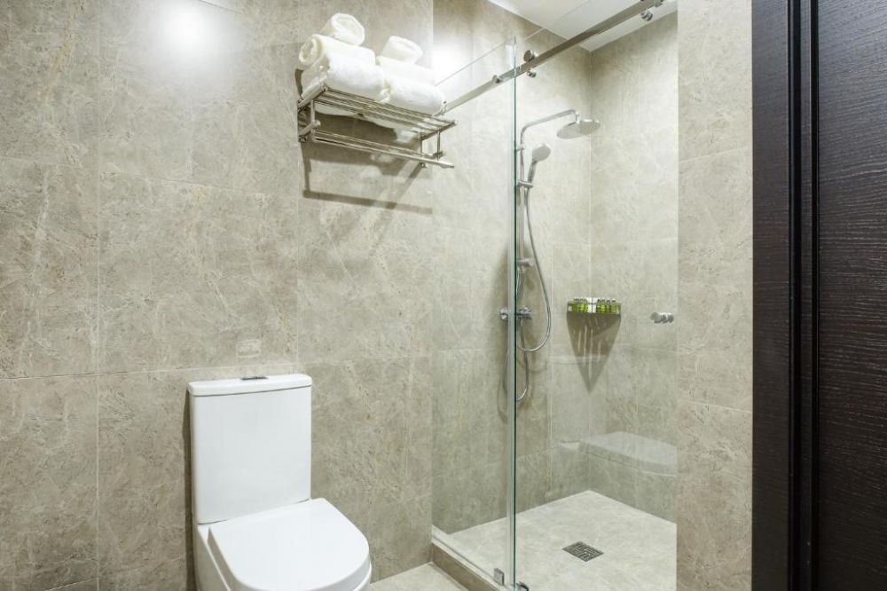 Люкс, Grand Mildom Hotel 3*