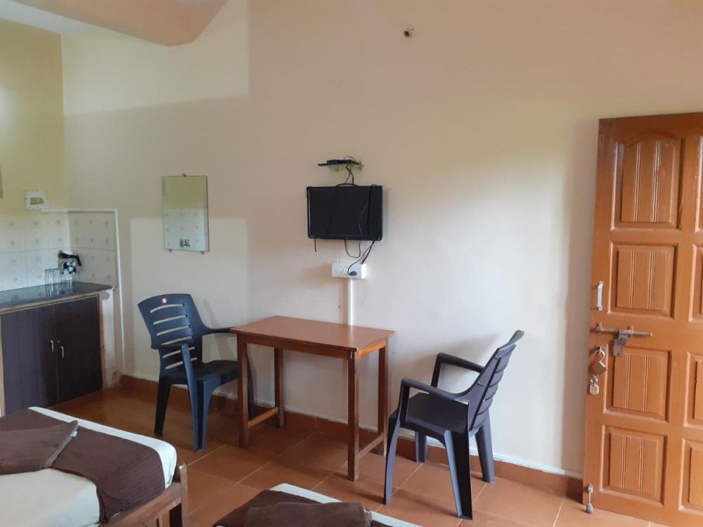 Standard non AC/with AC, Country View Cottage 
