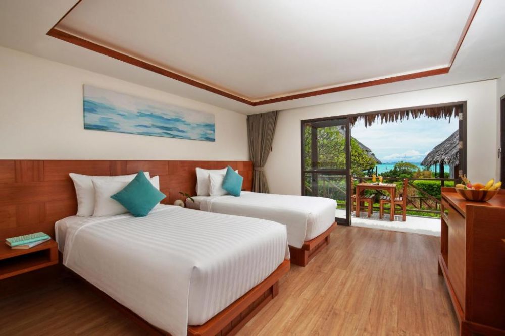 Deluxe Sea View Bungalow, Saii Phi Phi Island Village (ex. Phi Phi Island Village Beach Resort) 5*