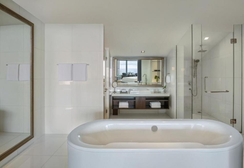 Ocean View Club Access King / Twin, Hyatt Regency Phuket Resort 5*