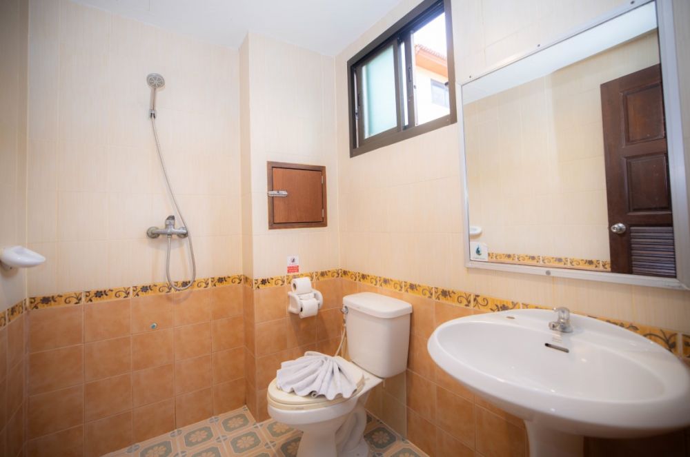 Standard, Baumanburi Hotel 3*