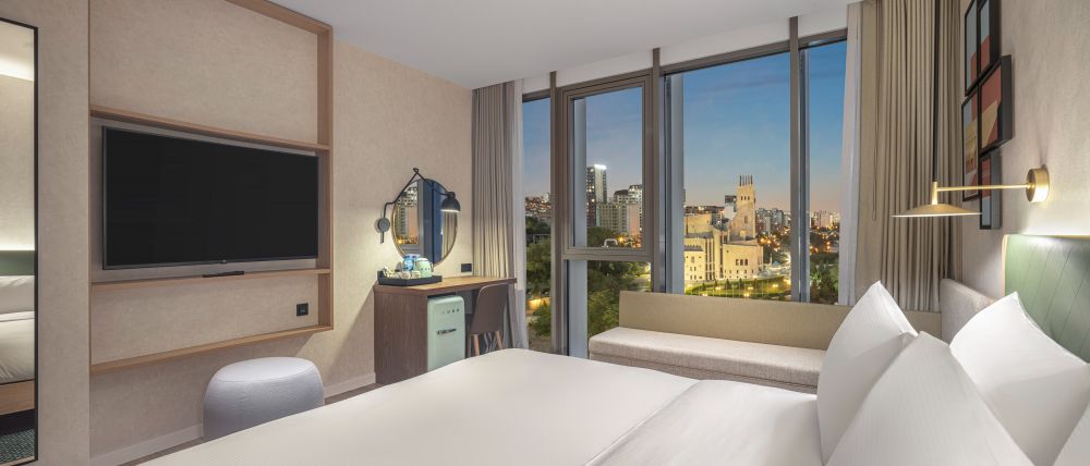 King Room with Sofa Bed, Hilton Garden Inn Tbilisi Riverview 4*