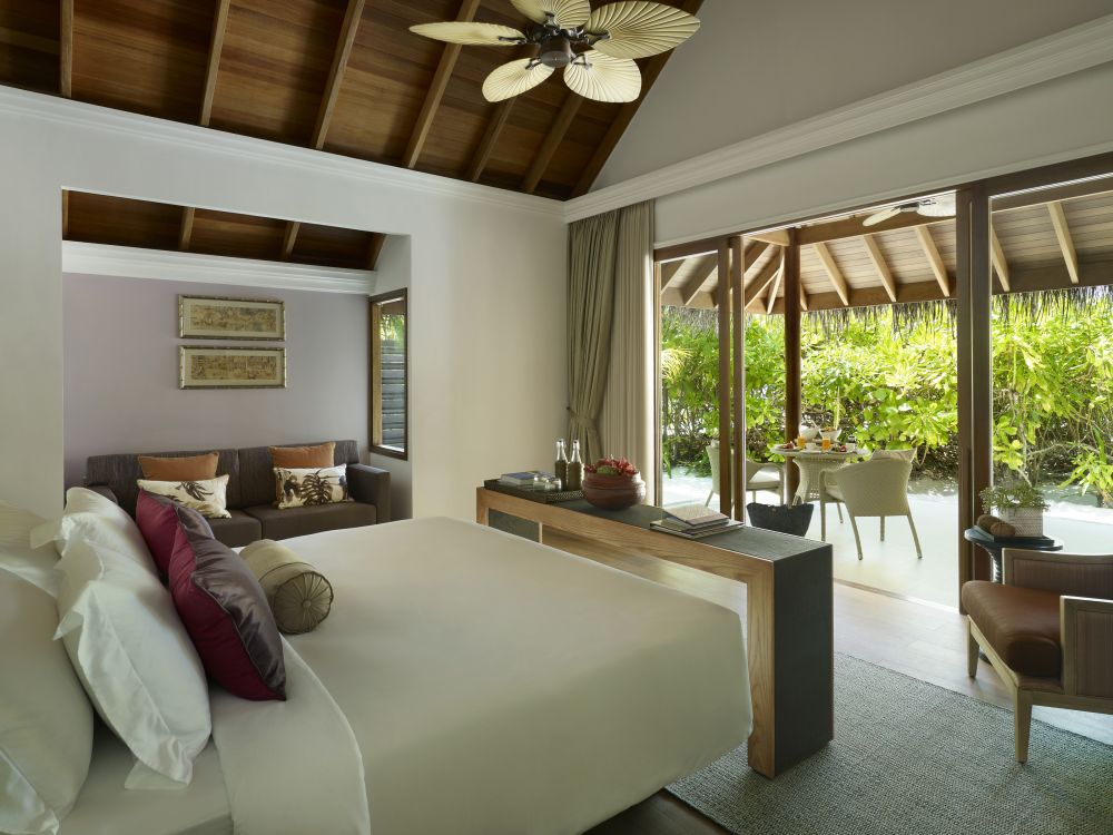 Beach Plunge Pool Villa, Dusit Thani Maldives 5*