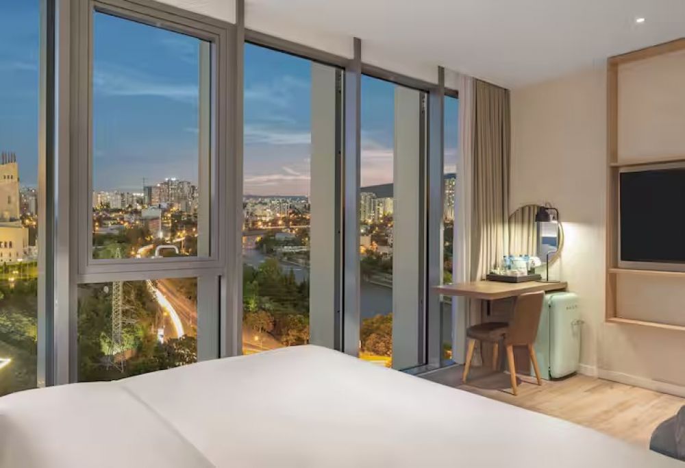 Standard, Hilton Garden Inn Tbilisi Riverview 4*