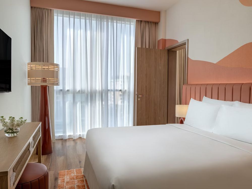 Queen Deluxe Family Plaza View, Yas Plaza Circuit (ex. Centro Yas Island Rotana) 4*