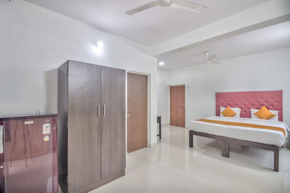 Deluxe AC, Noronha Goaxa Inn 