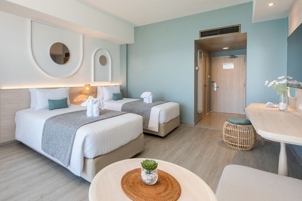 Deluxe Ocean View, Cosy Beach Hotel 3+