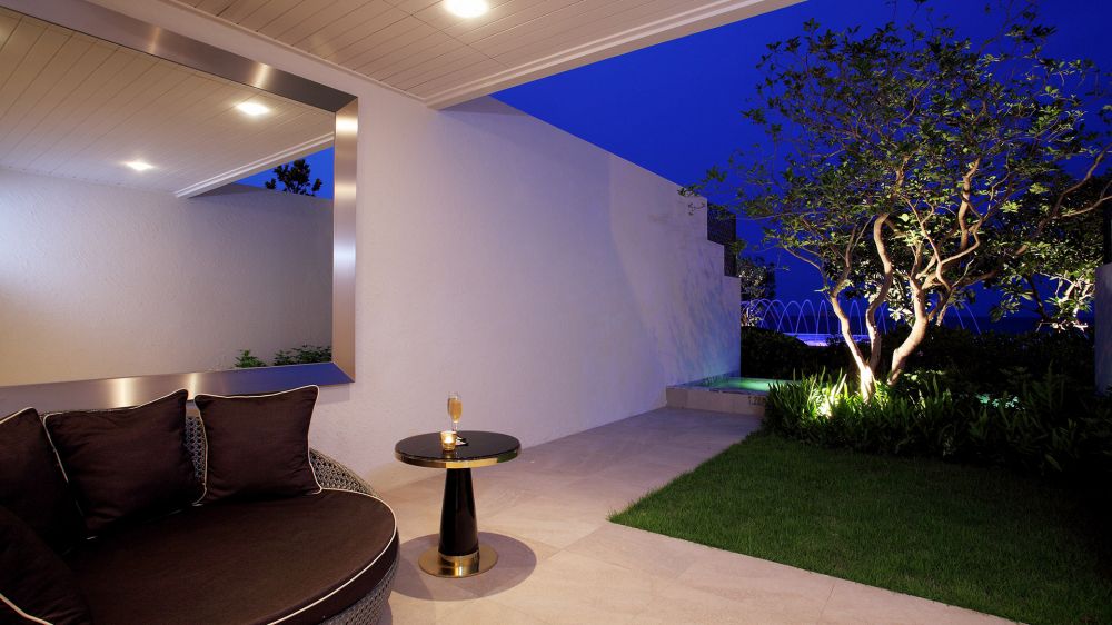 Beachfront Penthouse, Baba Beach Club Hua Hin 5*