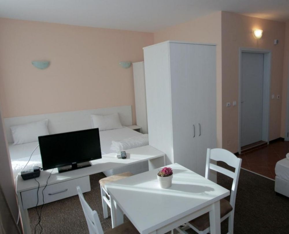 Studio, Sunny Beauty Palace 4*