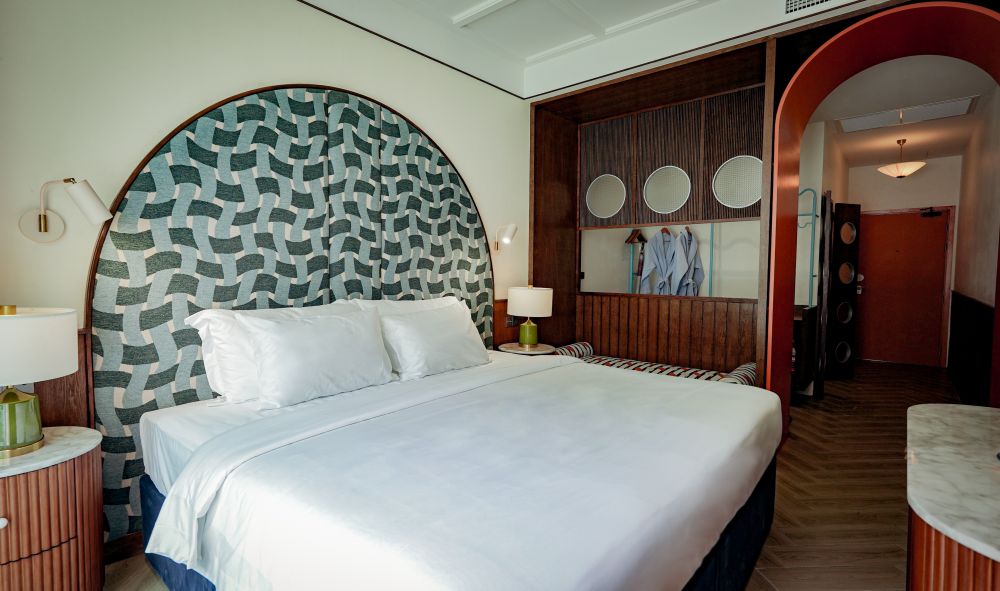 Deluxe Pool Access, Sugar Marina Hotel Pop Kata Beach 4*