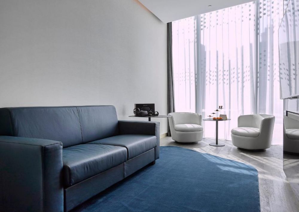 Chic Suite, ME by Meliá Dubai 5*