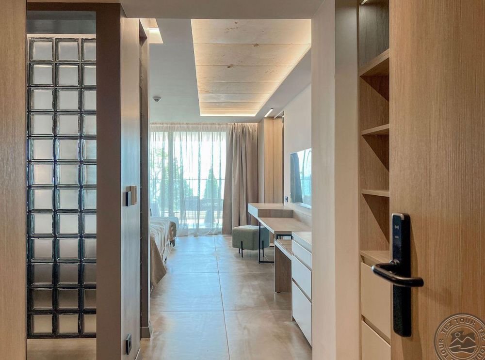 Deluxe, Grifid Hotel Noa 5*