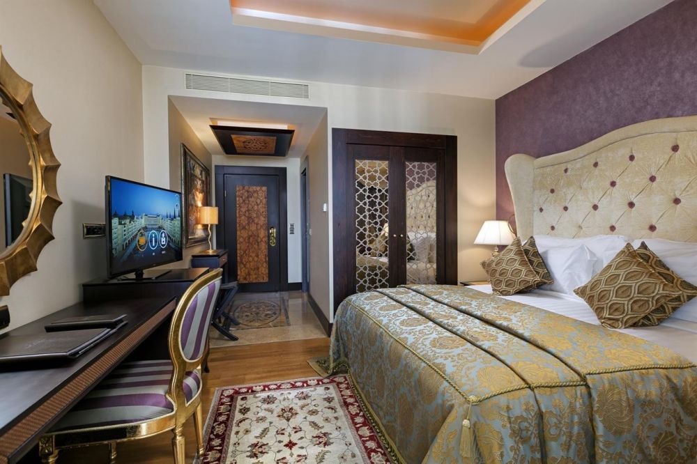 Classic Room, Titanic Mardan Palace 5*