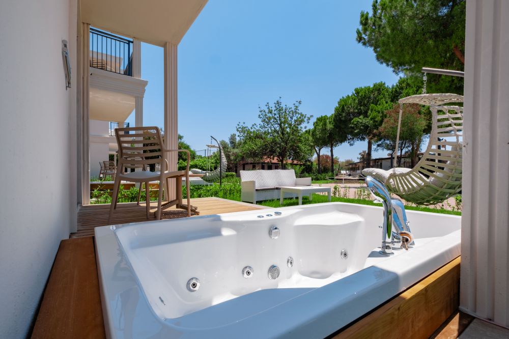 Selectum Family Garden Room Jacuzzi, La Benata Hotel 5*