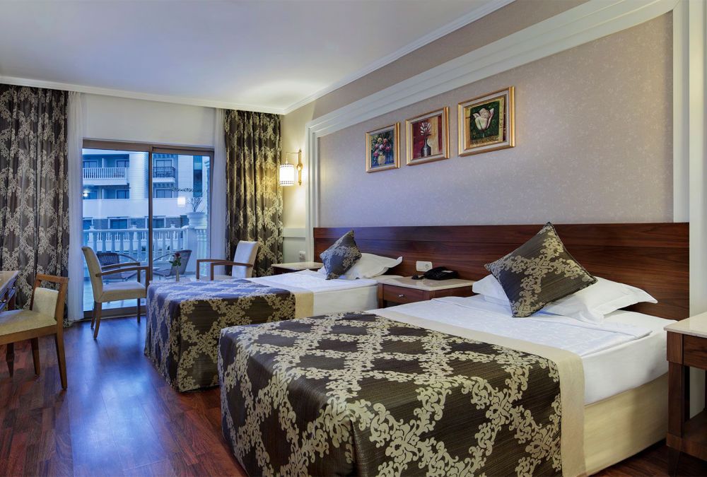Standard Room LV, Alba Queen Hotel 5*