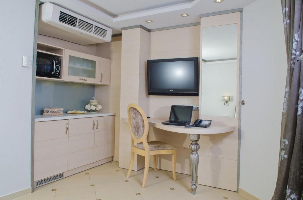 Deluxe Suite Two Bedroom SV, Elinotel Apolamare Hotel 5*