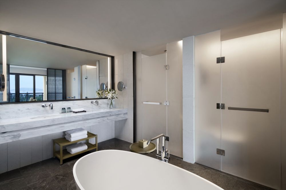 Family Connecting Room, Sanya Marriott Yalong Bay Resort & Spa 5*